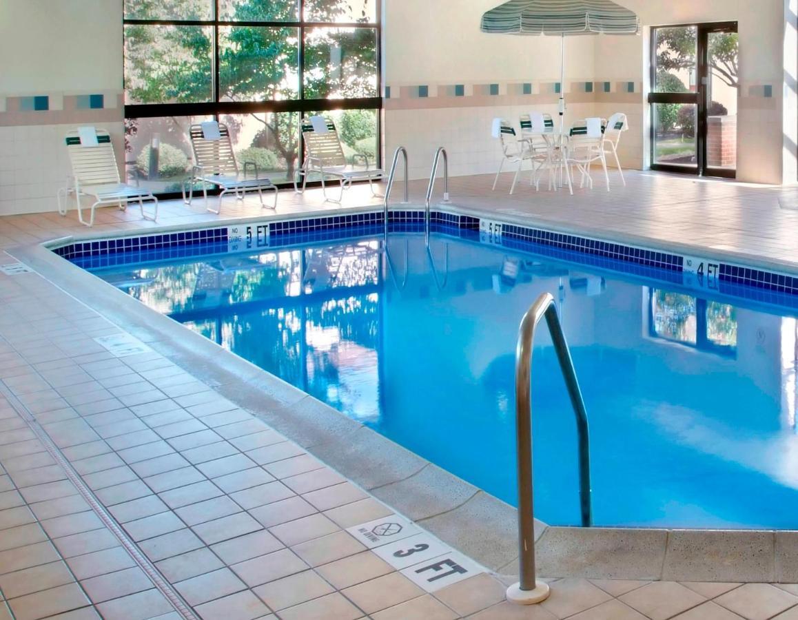 Sonesta Select Newark Christiana Mall Exterior photo